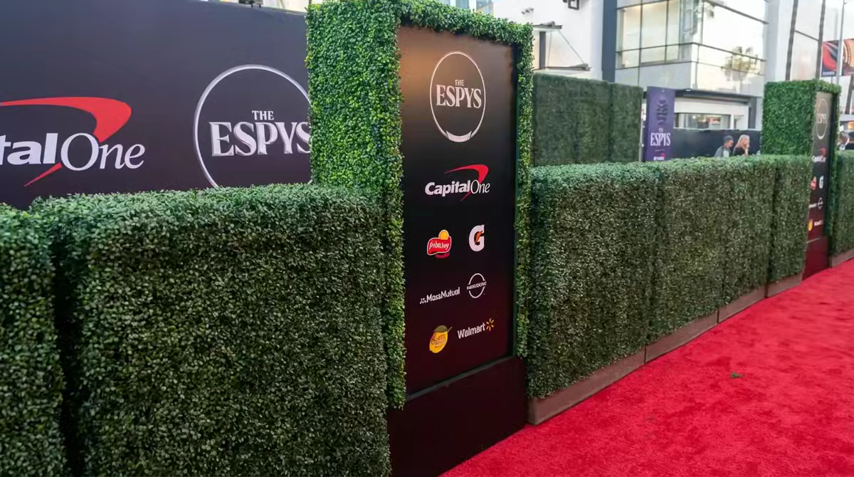 Artificial hedge red carpet backdrop event build for ESPYS in Los Angeles